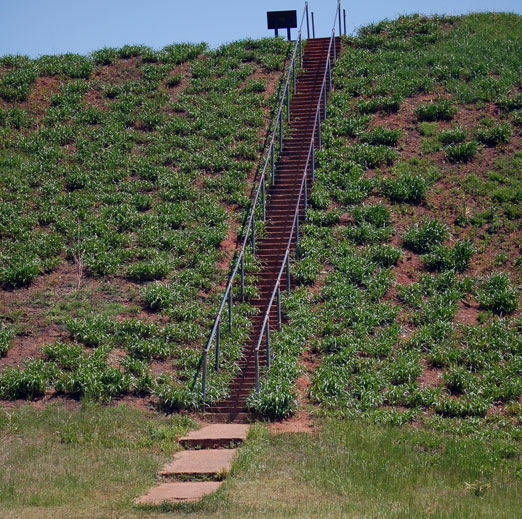 kmound2b.jpg