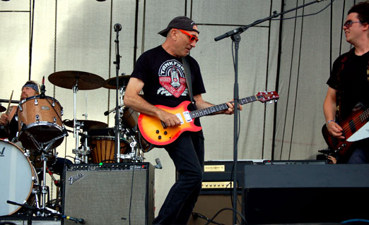 Govt_Mule2b.jpg