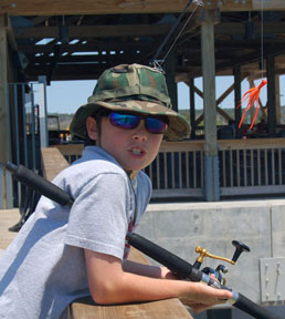 kid_fishing1bsm.jpg