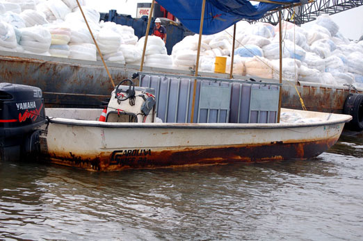 oiled_boat1b.jpg
