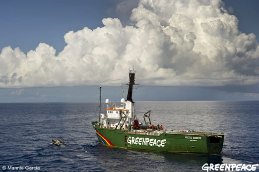 Greenpeace_ArcticSunrise1b.jpg